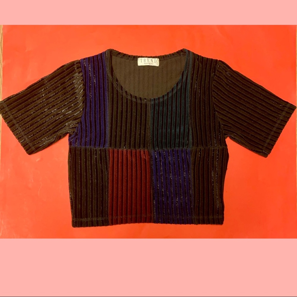 EUC Vintage Mock Neck Velvet-like crop top